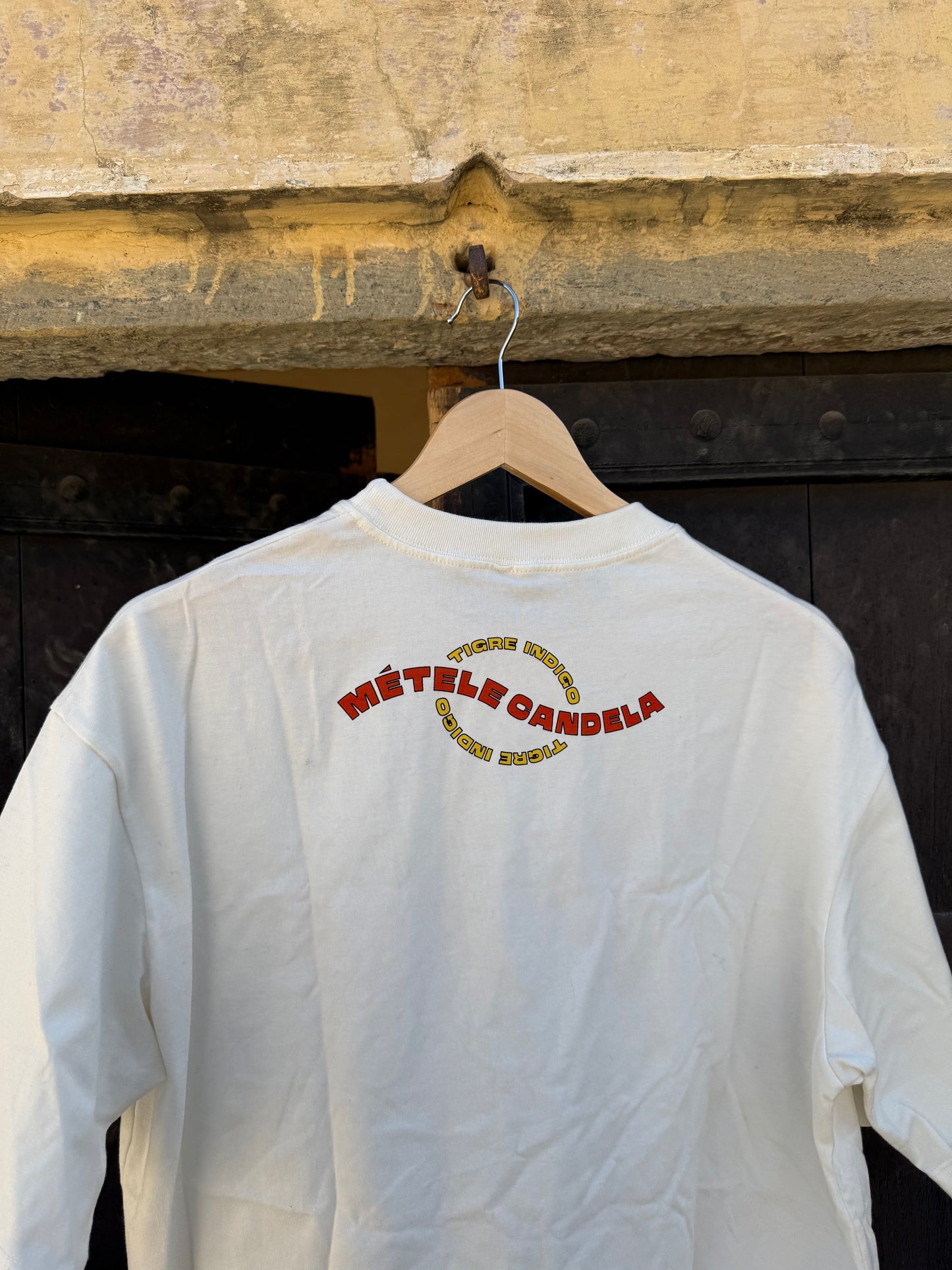 Camiseta Métele Candela